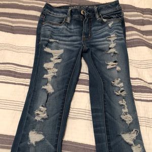 American eagle distressed light wash jeans size 0
